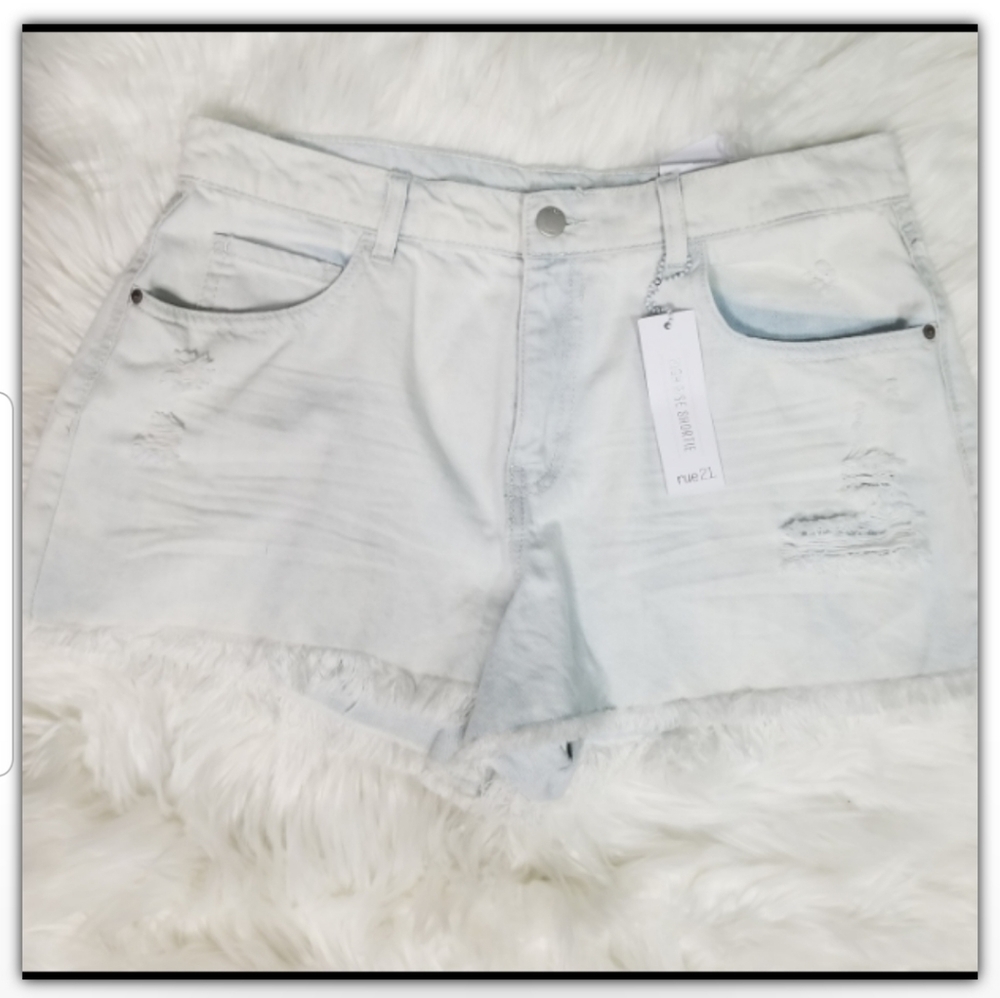NWT Rue 21 high rise shortie size 12